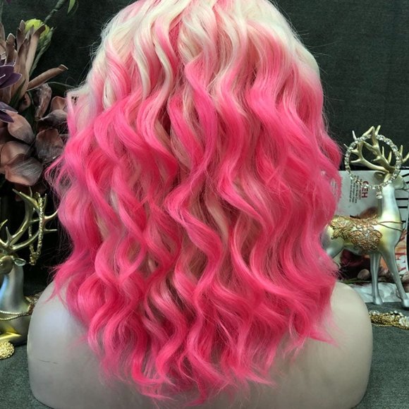 Beautiful Lace Front Wig 22-24 inches!! main image 8